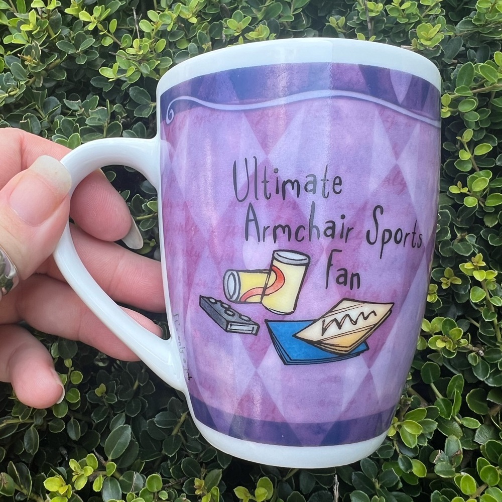 H&H Ultimate Armchair Sport Fan Coffee/Tea Mug Cup Novelty Porcelain Purple 14oz